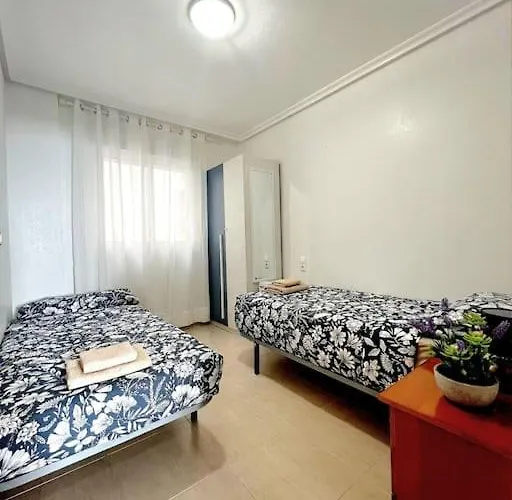 Casa Limpia De Reina * Torrevieja