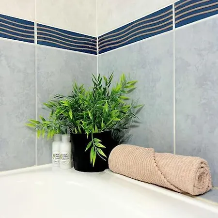 Apartamento Casa Limpia De Reina